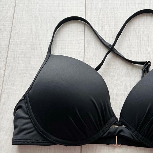 🖤Black bikini top🖤 - Picture 2 of 2